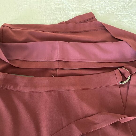Banana Republic OLX Belted Mock Wrap Skirt, Dark Cherry Size: 6 NWT - Picture 5 of 7